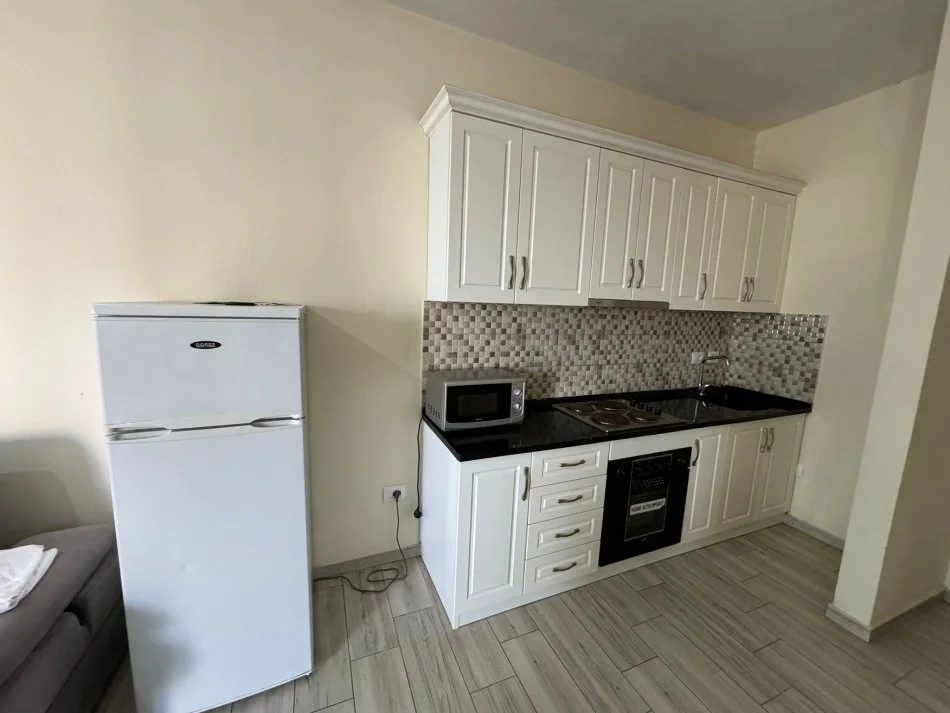 Durres, shitet apartament 1+1 Kati 5, 61 m² (Plazh, Durres)