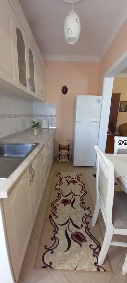 Tirane, jepet me qera apartament 1+1 Kati 4, 33.000 € (Rruga Gaqo Tashko)