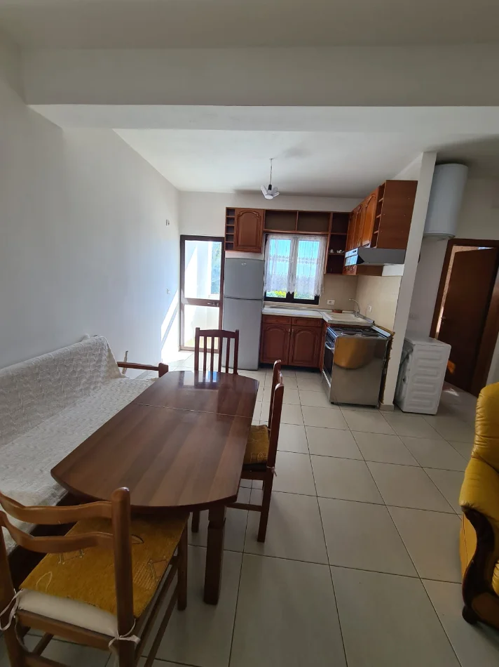 Tirane, jepet me qera apartament 1+1+Aneks+Ballkon Kati 1, 55 m² 30.000 Lek