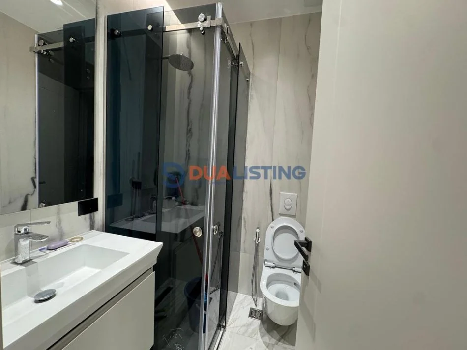 Tirane, jepet me qera apartament 2+1 Kati 3, 120 m² 700 € (Kinostudio)