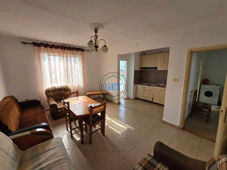 Durres, shes apartament 1+1 Kati 3, 56 m² 52.000 € (Stadiumi, Durres)