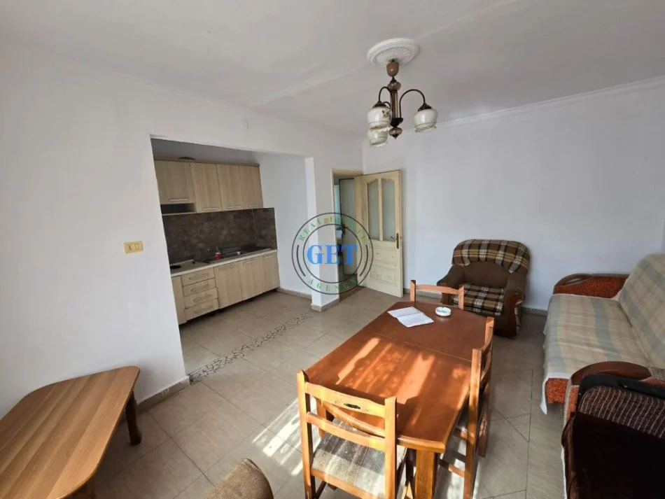 Durres, shes apartament 1+1 Kati 3, 56 m² 52.000 € (Stadiumi, Durres)