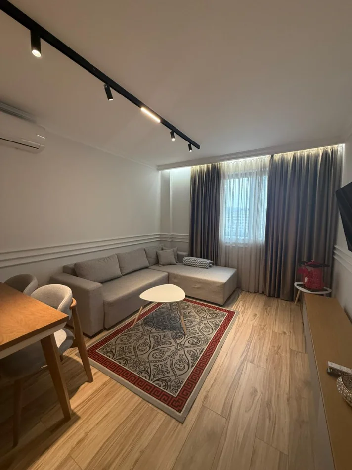 Tirane, shitet apartament 1+1 Kati 7, 64 m² 150.000 € (Unaza e Re)