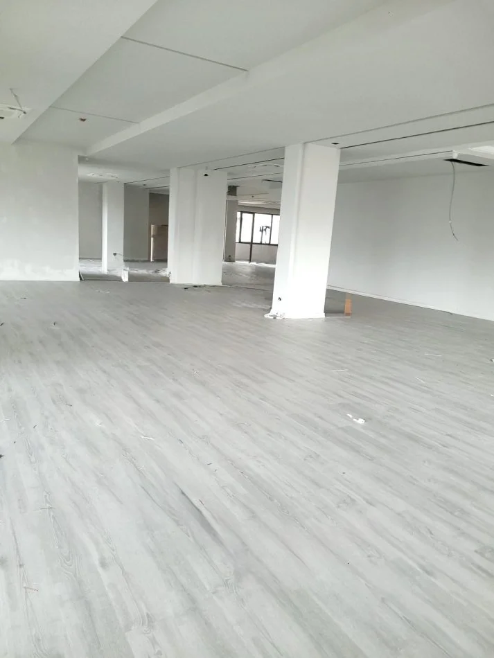 Tirane, jepet me qera ambjent biznesi , 1.200 m² 19.200 € (Delijorgji)