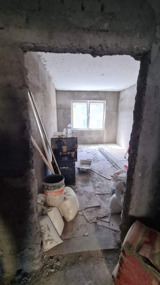 Tirane, jepet me qera apartament 3+1+BLK Kati 3,
