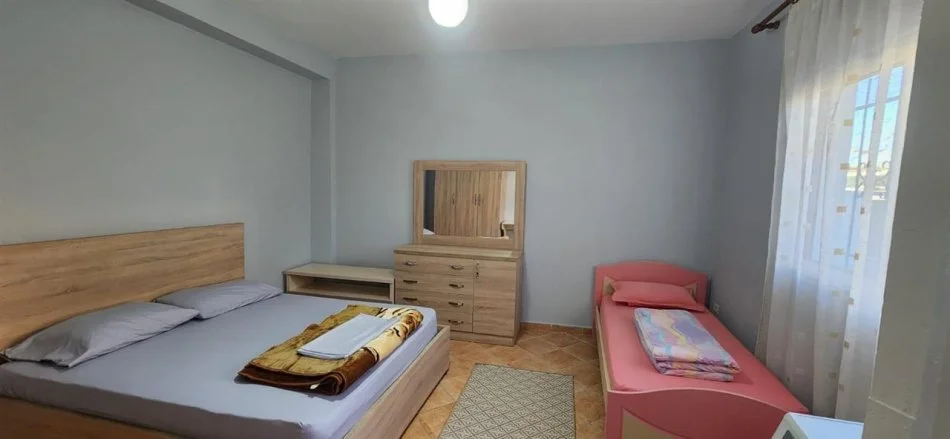 Apartament 1+1 me qera tek Rruga Siri Kodra, Dispanceria (400 Euro)