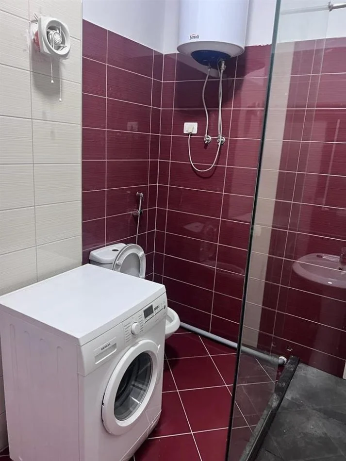 Super Apartament 2+1 me qera ne fresk/Restorant Fresku (450 Euro)