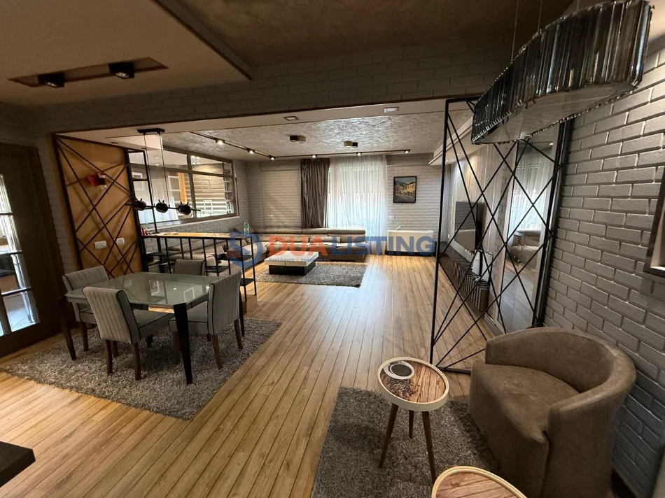 Tirane, shitet apartament 2+1+Aneks+Ballkon , 190 m² 665.000 € (rruga myslym shyri)