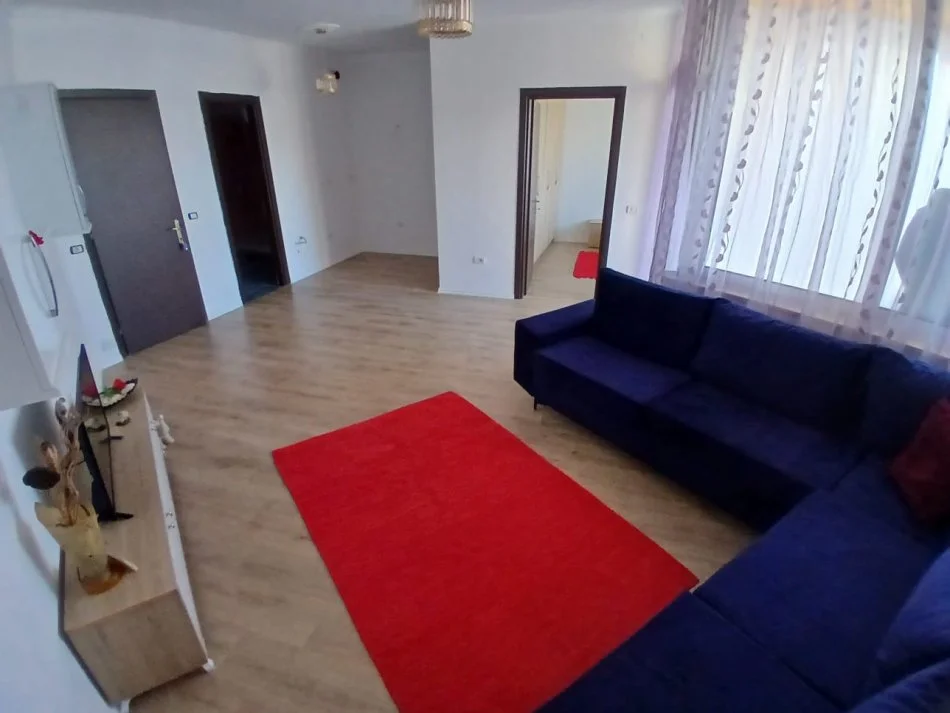 Tirane, jepet me qera apartament 1+1+Ballkon Kati 9, 70 m² 350 € (Kompleksi Fratari Astir)