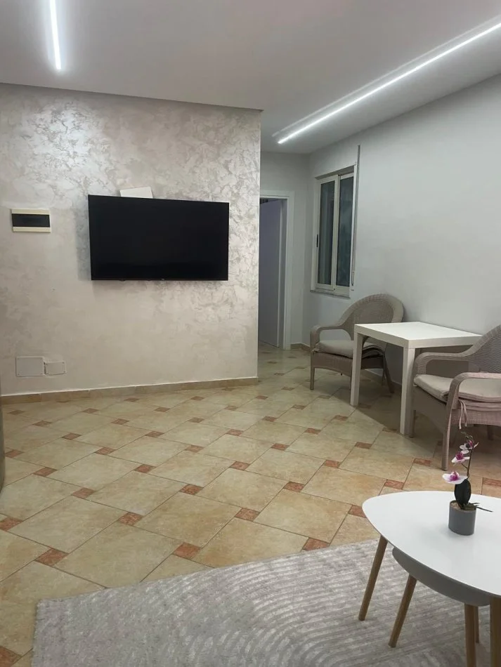 Durres, jepet me qera apartament 1+1+Ballkon Kati 5, 70 m² 400 € (Qera Apartament Sistemin 1+1 me ballkon te madh PAMJE DETI SEA VIEW Ura Dajlanit, PLAZH +355 069 20 39 456 • 400€ )