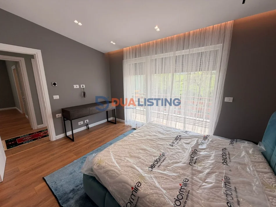 Tirane, jepet me qera Vile 3+1+Ballkon Kati 2, 500 m² 4.000 € (Long Hill 2 Residences)