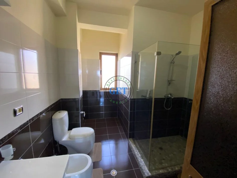 Durres, shitet apartament 3+1+Ballkon , 110 m² 120.000 € (Stadiumi)