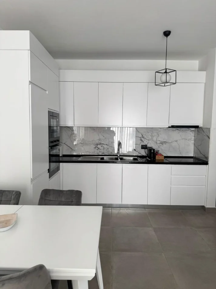 Shengjin, shitet apartament 1+1+Ballkon Kati 3, 77 m² 130.000 € (Shengjin)