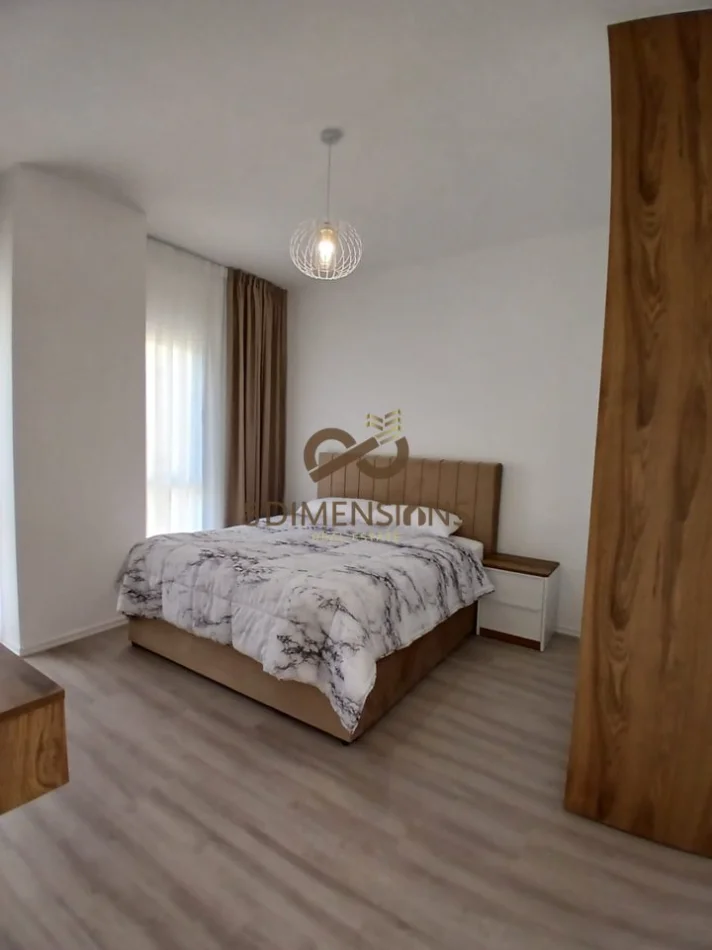 Tirane,jepet me qera apartament 2+1+Ballkon Kati 4, 76 m² (zogu i zi)