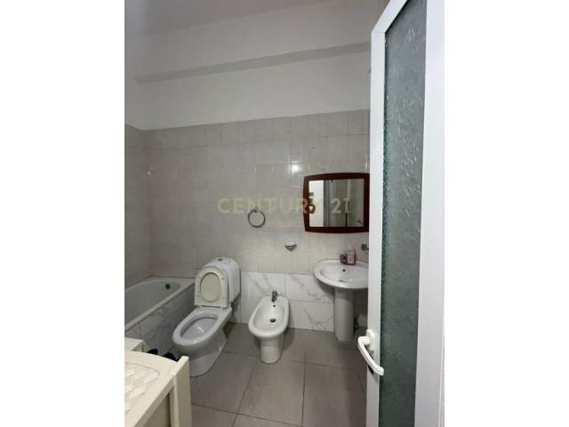 Tirane, shitet apartament 2+1+BLK Kati 2, 110 m² 190.000 Euro (Kopshti Botanik)
