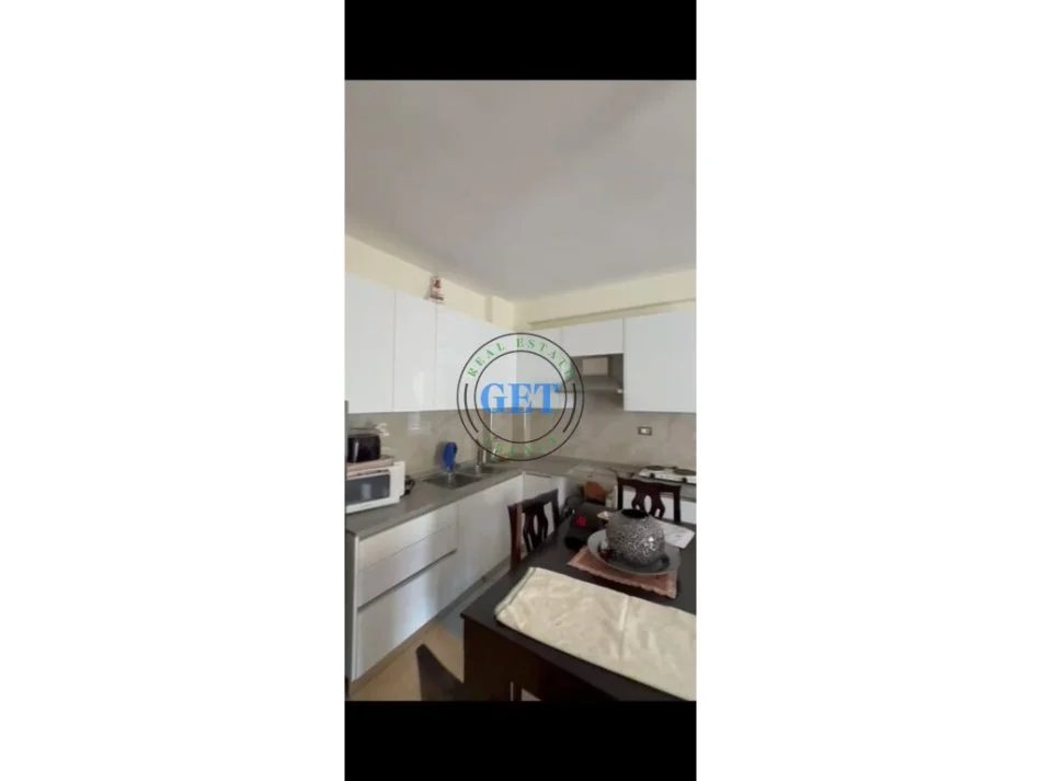 Durres, shitet apartament 1+1 Kati 9, 72 m² 100.000 € (Pallati i sportit)
