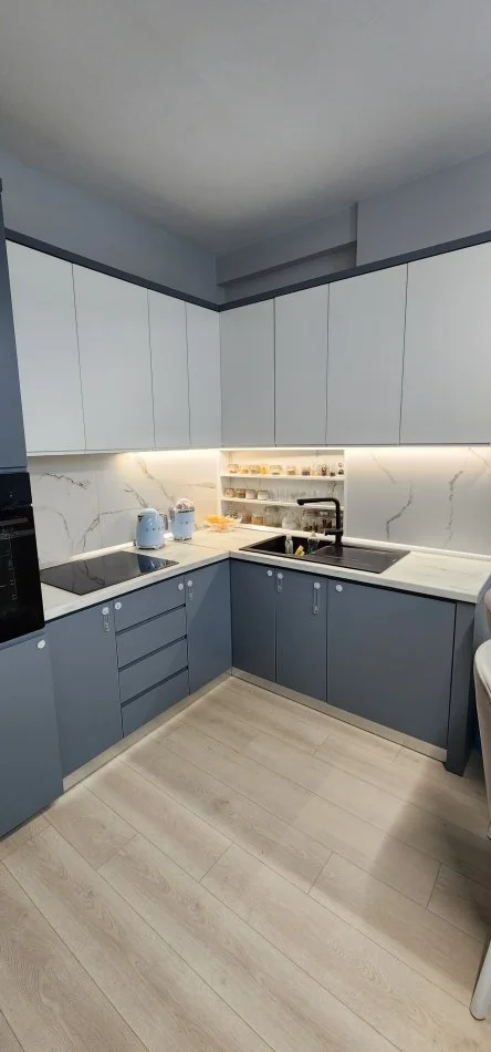 Tirane, jepet me qera apartament 2+1+Ballkon Kati 6, 103 m² 700 € (Don Bosko, Vizion Plus) OPP54183