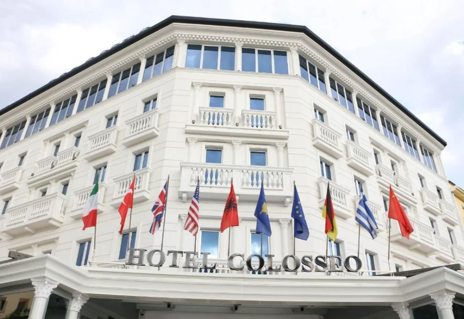 SHITET PARKING TEK RRUGA E DURRESIT, PRANE HOTEL COLOSSEO, ME CMIM 60.000 EURO