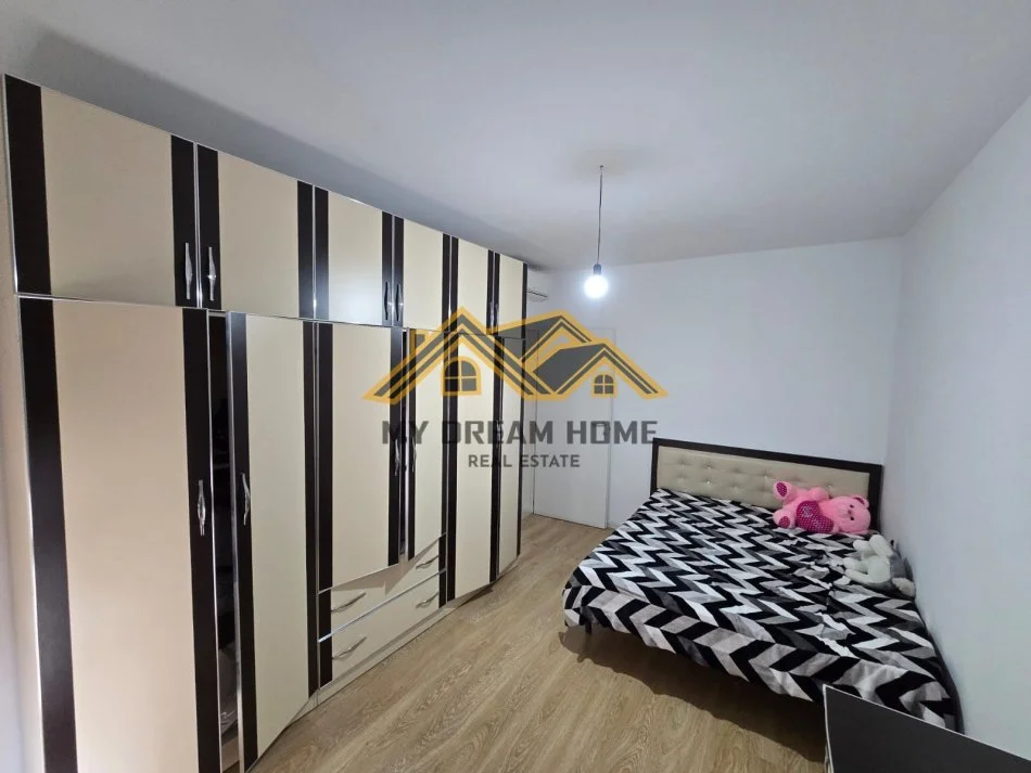 Durres, shitet apartament 3+1 Kati 4, 125 m² 240.000 € (PORT VIEW)