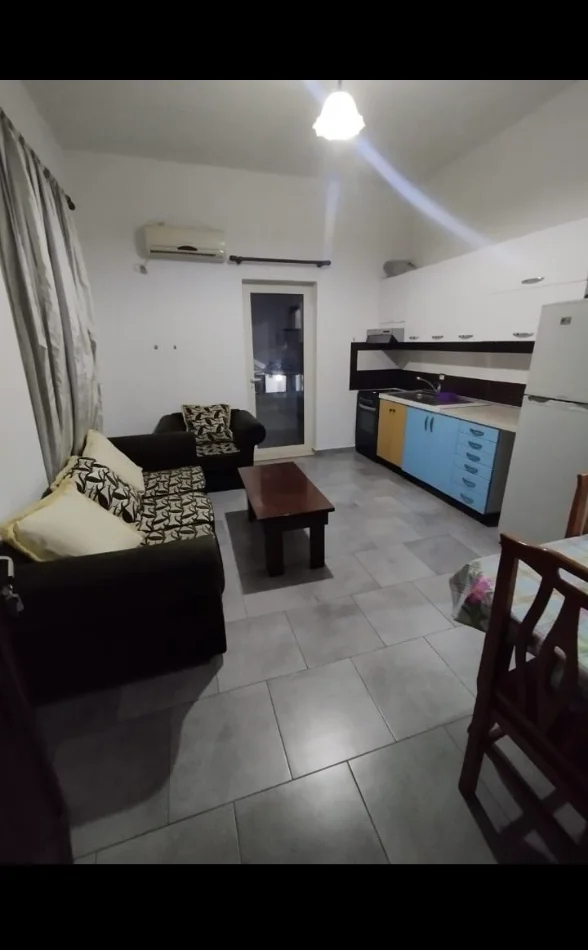 Tirane, jepet me qera apartament 2+1 Kati 3, 75 m² 350 € (Kodra e Priftit)