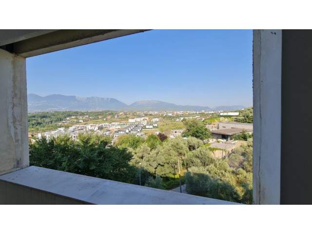Tirane, shitet apartament 1+1 Kati 4, 65 m² 73.000 Euro