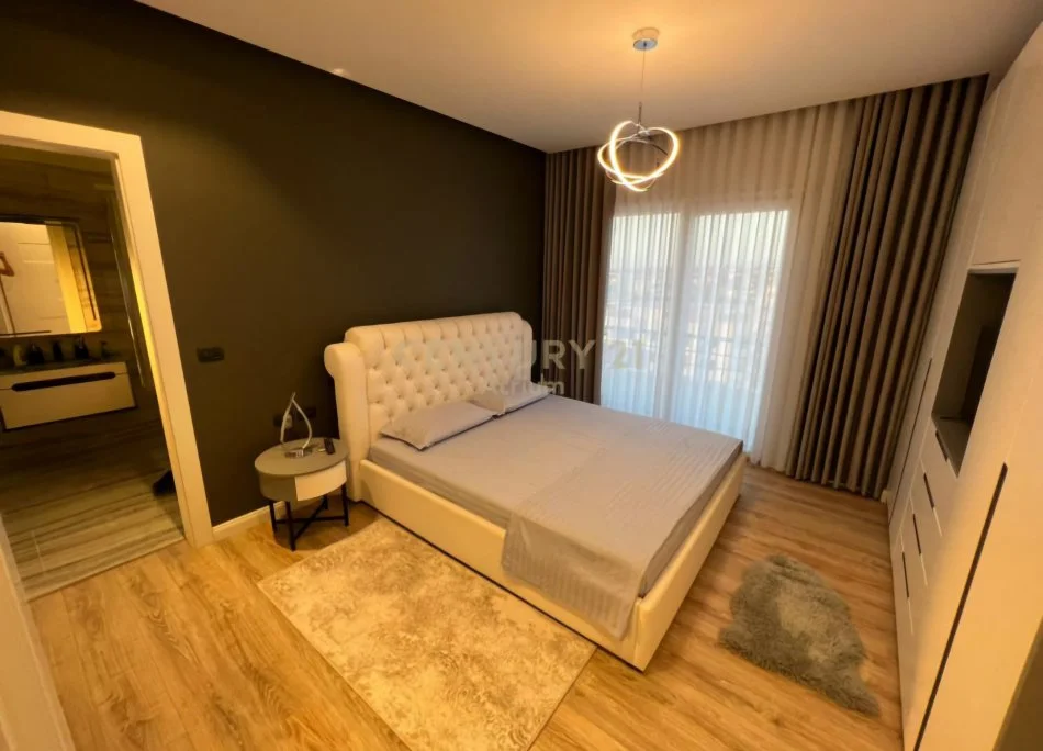 Durres, shitet apartament 2+1+Ballkon Kati 10, 210 m² 290.000 € (Plazhi Liria)