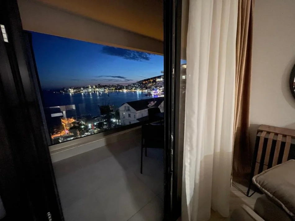 SHITEN: 🔵 2 Apartamente 1+1 & 2+1 Luksoz Në 📌 Sarandë Ngjitur Me Hotel Butrinit ( 100 M Nga Orange Club) - Me Pamje nga Deti - Investim i Ri, Super Cilesore (350,000€ )