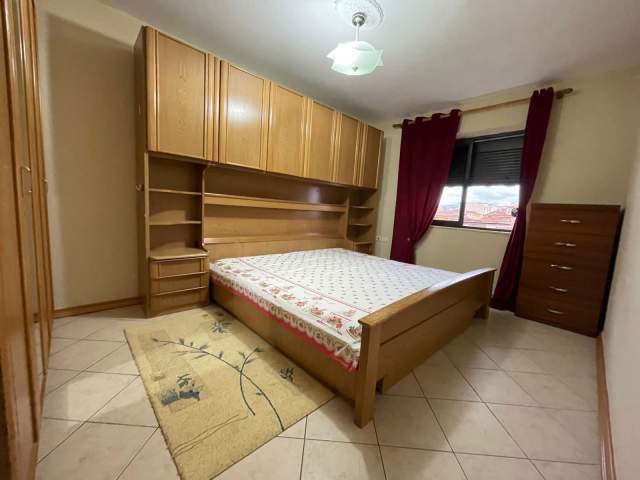 Tirane, jap me qera apartament 2+1 Kati 4, 90 m² 450 Euro (thanas ziko)