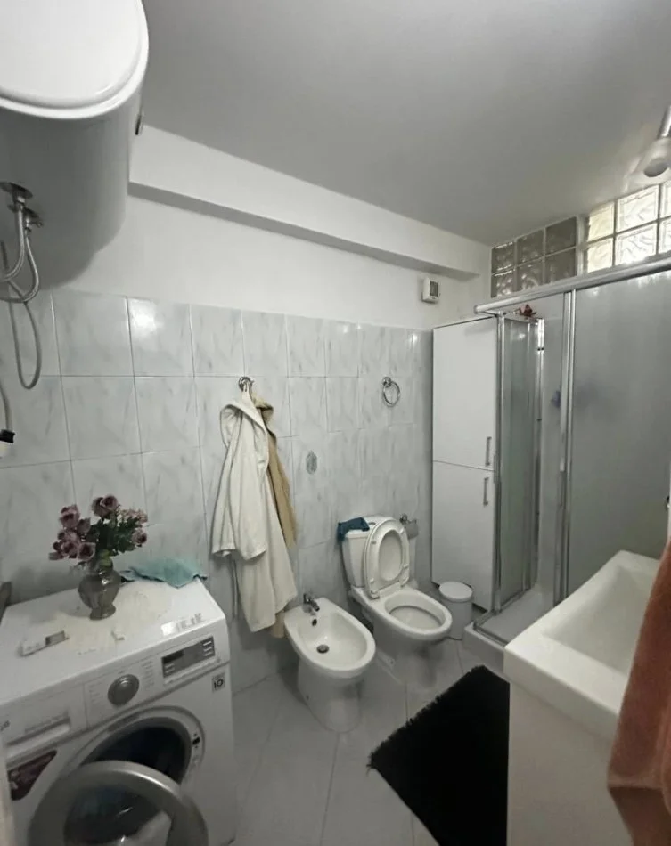 Durres, shes apartament 2+1+Ballkon Kati 7, 111 m² 199.999 € (VOLLGA)