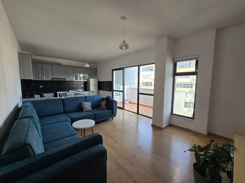 Tirane, shitet apartament 2+1+Aneks+Ballkon Kati 9, 96 m² 220.000 € (rruga e durresit)