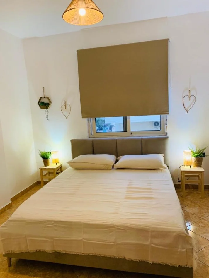 Vlore, jepet me qera apartament 2+1+Ballkon Kati 4, 98 m² 440 € (Gjergj Arianiti)