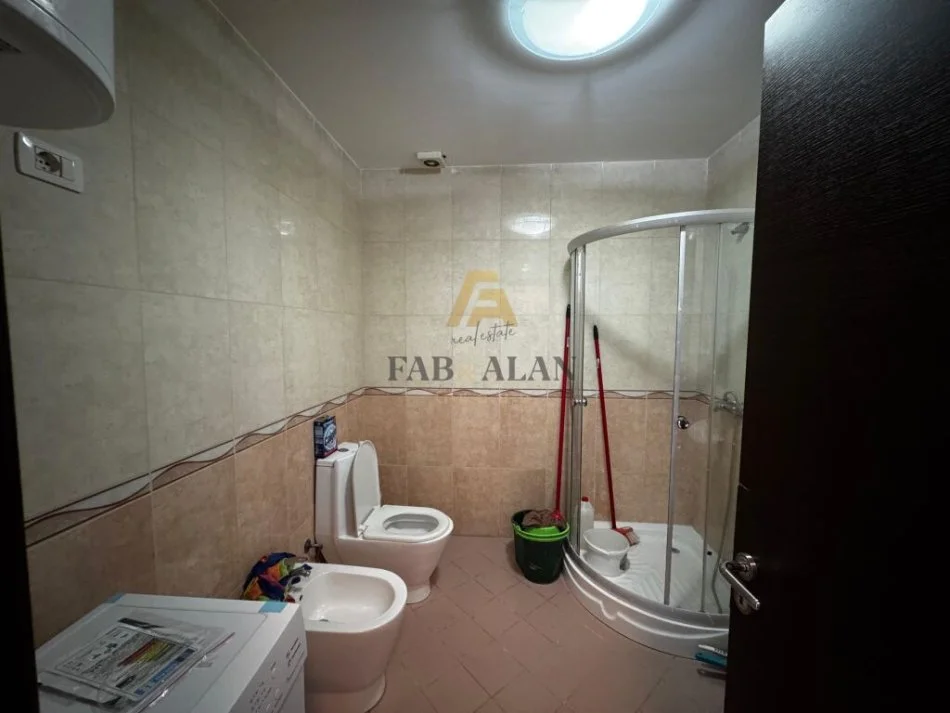 Tirane, shitet apartament 2+1 Kati 6, 122 m² 199.000 € (Oxhaku)