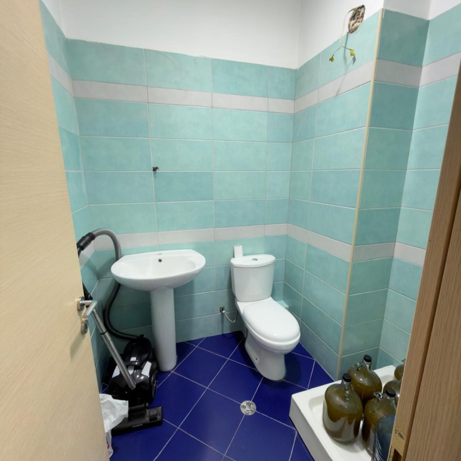 Tirane, shitet apartament 2+1 Kati 6, 111 m² 165.000 € (Fabrika e Miellit)