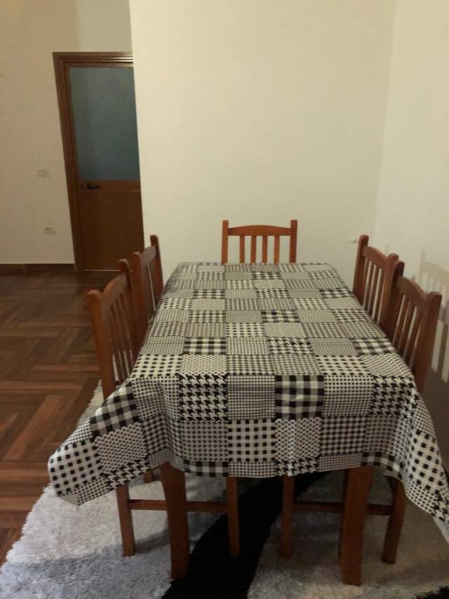 Tirane, jepet me qera Vile 2+1+BLK Kati 3, 90 m² 500 Euro (Rruga 3 Vllezerit Kondi)