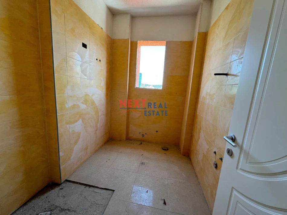 REZERVO PRONEN VETEM ME 500€! Vlore, shitet apartament 1+1+Ballkon Kati 5, 71 m² 99.500 € (PELIVAN LESKAJ, VLORE)