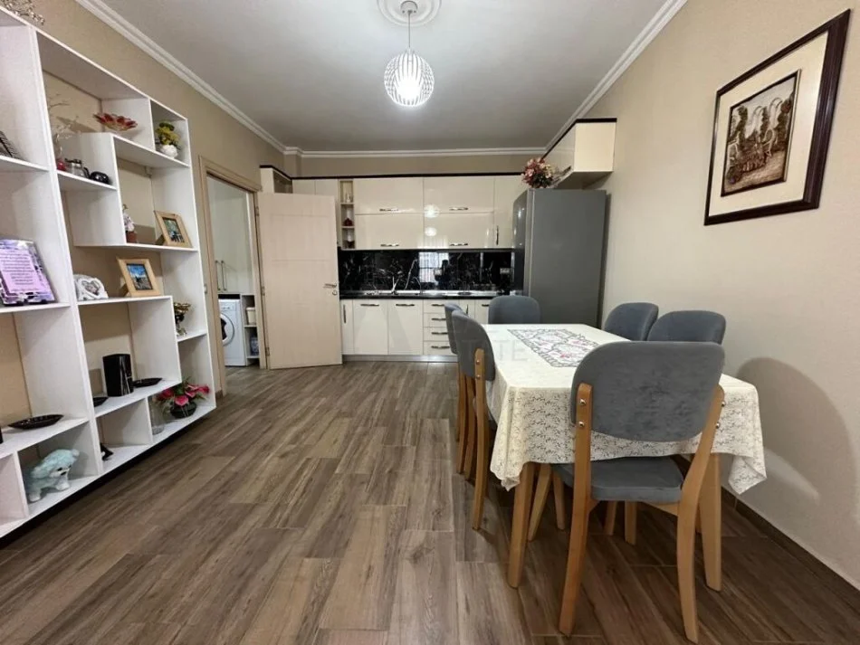 Tirane, shitet apartament 2+1 Kati 6, 102 m² 140.000 € (Unaze e Re)