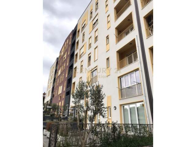 Tirane, shitet apartament duplex 3+1+A+BLK Kati 1, 123 m² 123.000 Euro (Selite)