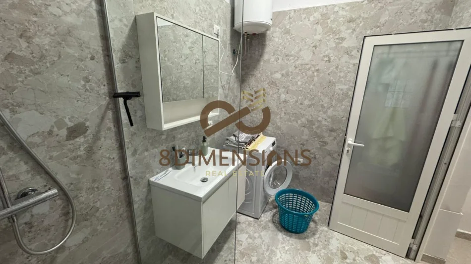 Tirane, jepet me qera apartament 2+1 Kati 1, 75 m² 600 € (vasil shanto)
