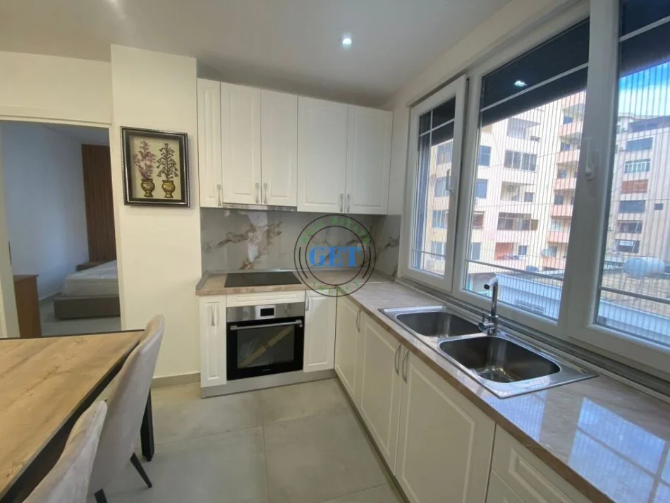 Durres, shes apartament 2+1 Kati 2, 82 m² 120.000 € (Plazh Hekurudha,Durres)