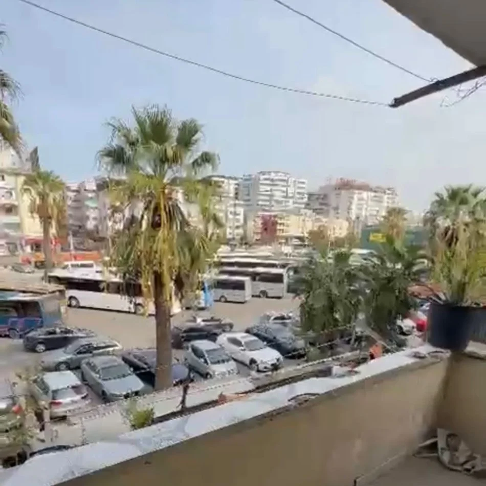 Durres, jepet me qera apartament 1+1+Ballkon Kati 2, 60 m² 320 € (STACIONI TRENIT DURRES 320EURO PER BIZNES)