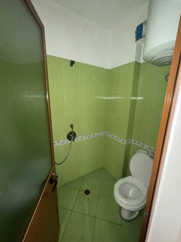 Durres, shes 2+1+Aneks+Ballkon Kati 4, 130.000 € (KOPSHTI SOTIR NOKA)