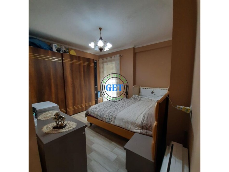 Durres, jepet me qera apartament 2+1+Ballkon Kati 5, 101 m² 600 € (QENDERR,DURRES)