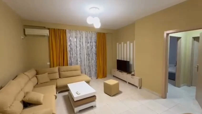 Tirane, jepet me qera apartament 1+1 Kati 3, 110 m² 600 € (Astir)