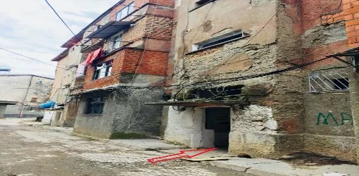 Kukes, Shitet Apartament Kati 3, 52 m², Cmimi Fillestar 958.662.40 Leke (“Lagja Nr.1”)