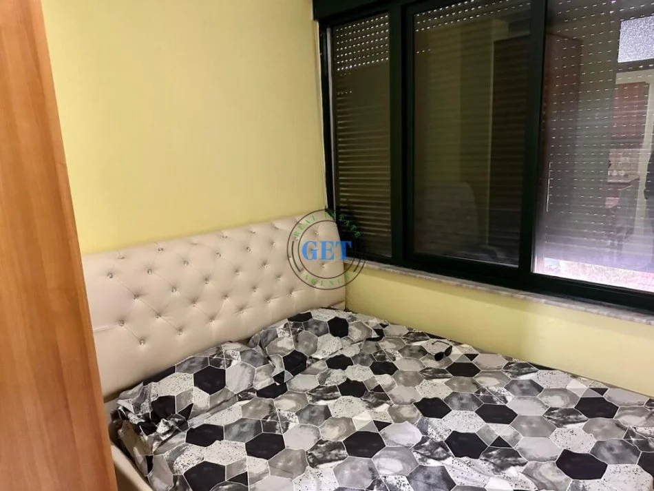 Durres, jepet me qera garsonier Kati 2, 42 m² 250 € (Shkembi I Kavajes, Durrës)