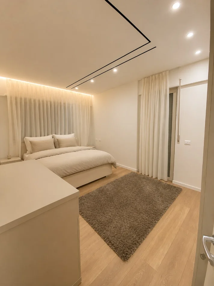 Tirane, jepet me qera apartament 3+1+Ballkon Kati 2, 131 m² 1.100 € (Liqeni i Thatë)
