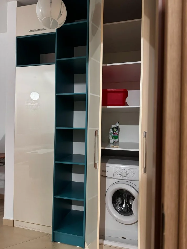 Tirane, jepet me qera apartament 2+1 Kati 3, 90 m² 700 € (Liqeni i Thate , Rruga Peti)