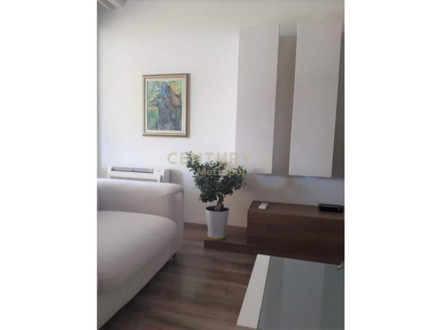 Tirane, jap me qera apartament 2+1+BLK Kati 1, 140 m² 1.500 Euro (teg)