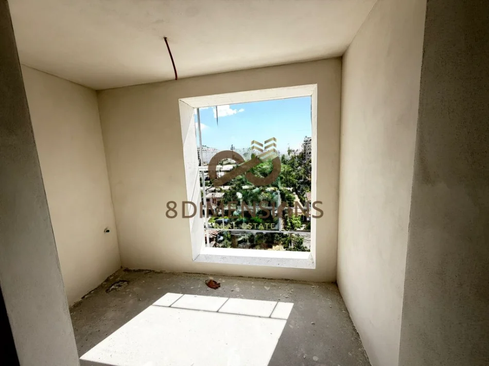 Tirane, shitet apartament 1+1+Ballkon Kati 8, 87 m² 135,532 € (astir)