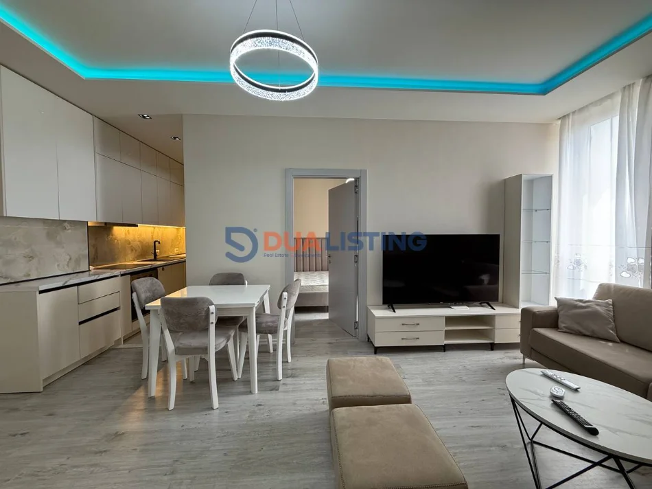 Tirane, jepet me qera apartament 1+1 , 55 m² 600 € (Rruga 4 Deshmoret)